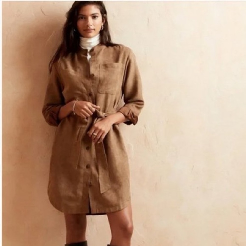 Banana Republic Vegan Suede XS